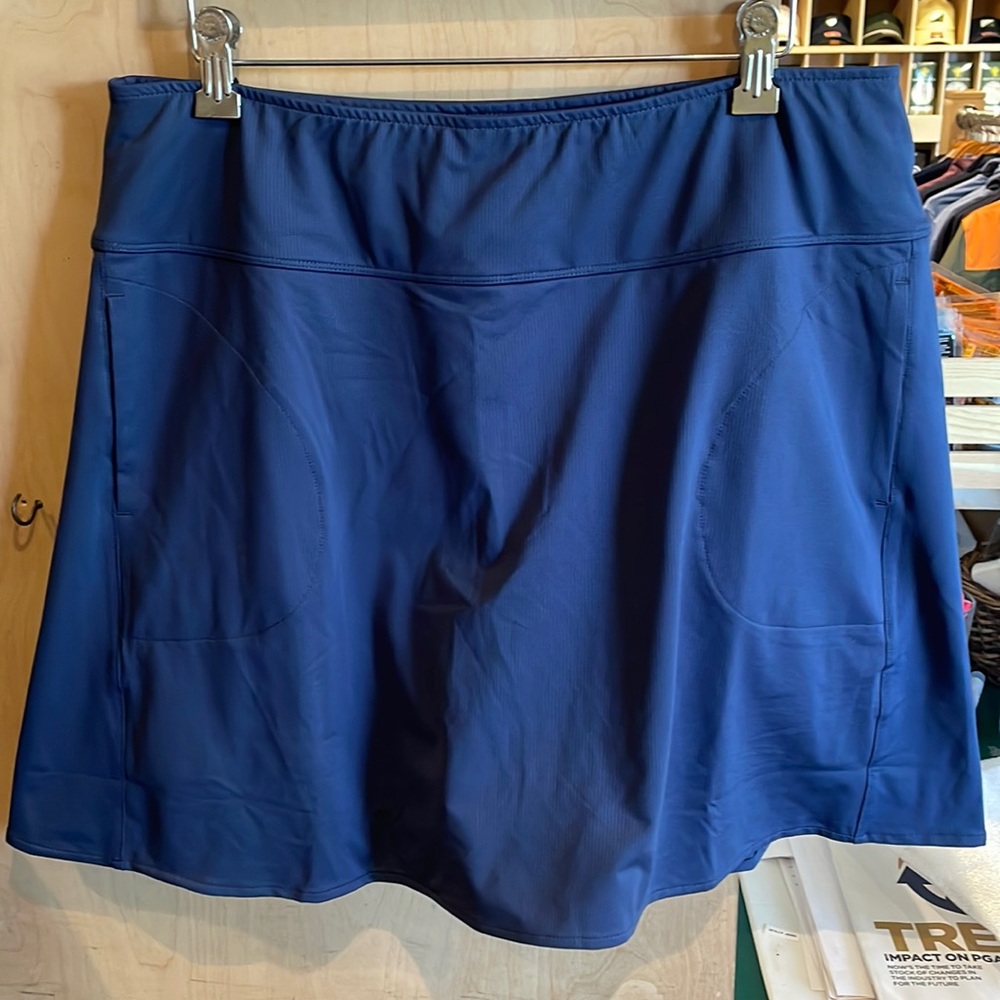 Zero Restriction Sadie Skort